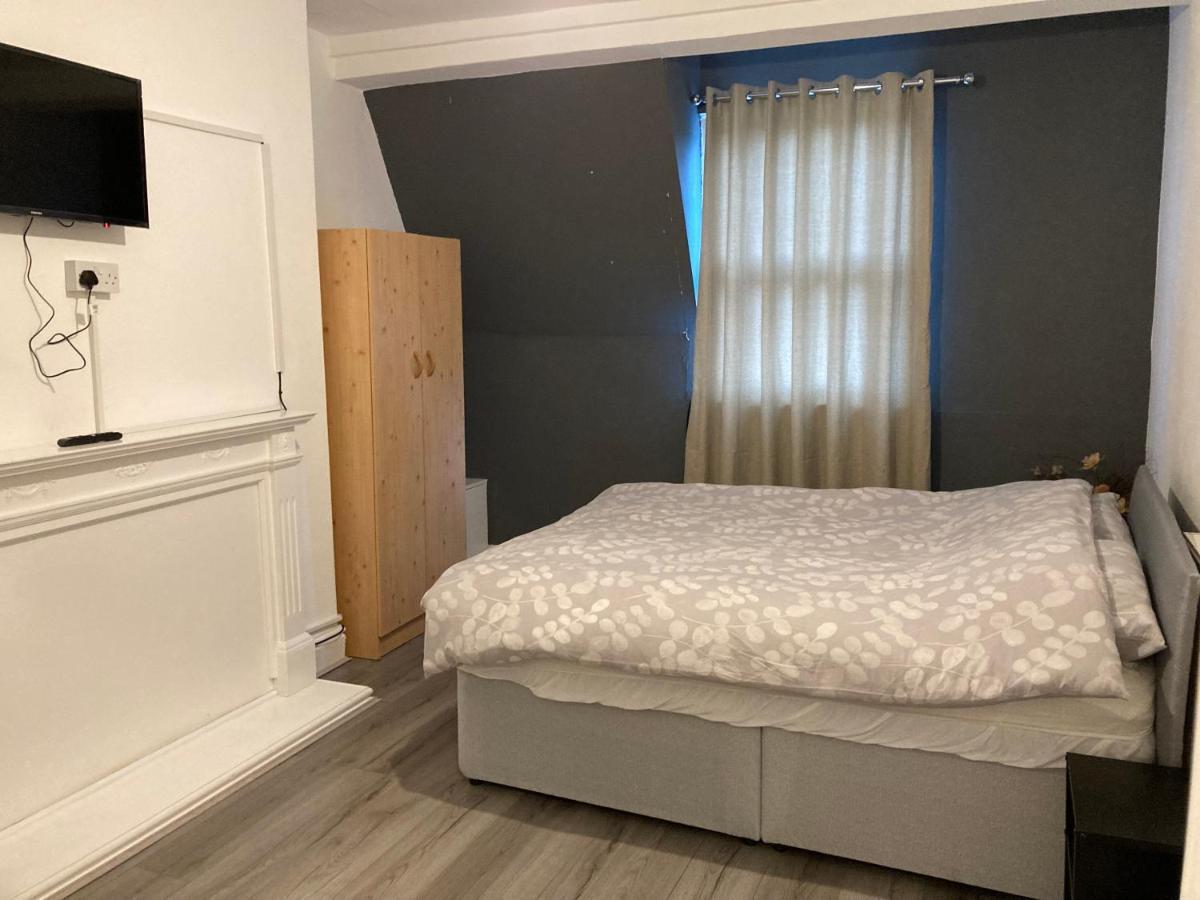Chosen Rocky Lane Private Rooms Liverpool Kültér fotó
