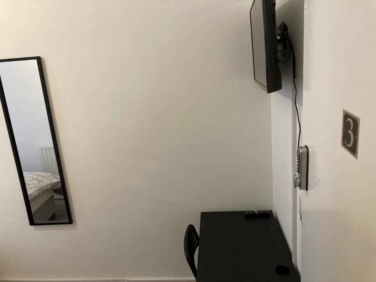 Chosen Rocky Lane Private Rooms Liverpool Kültér fotó